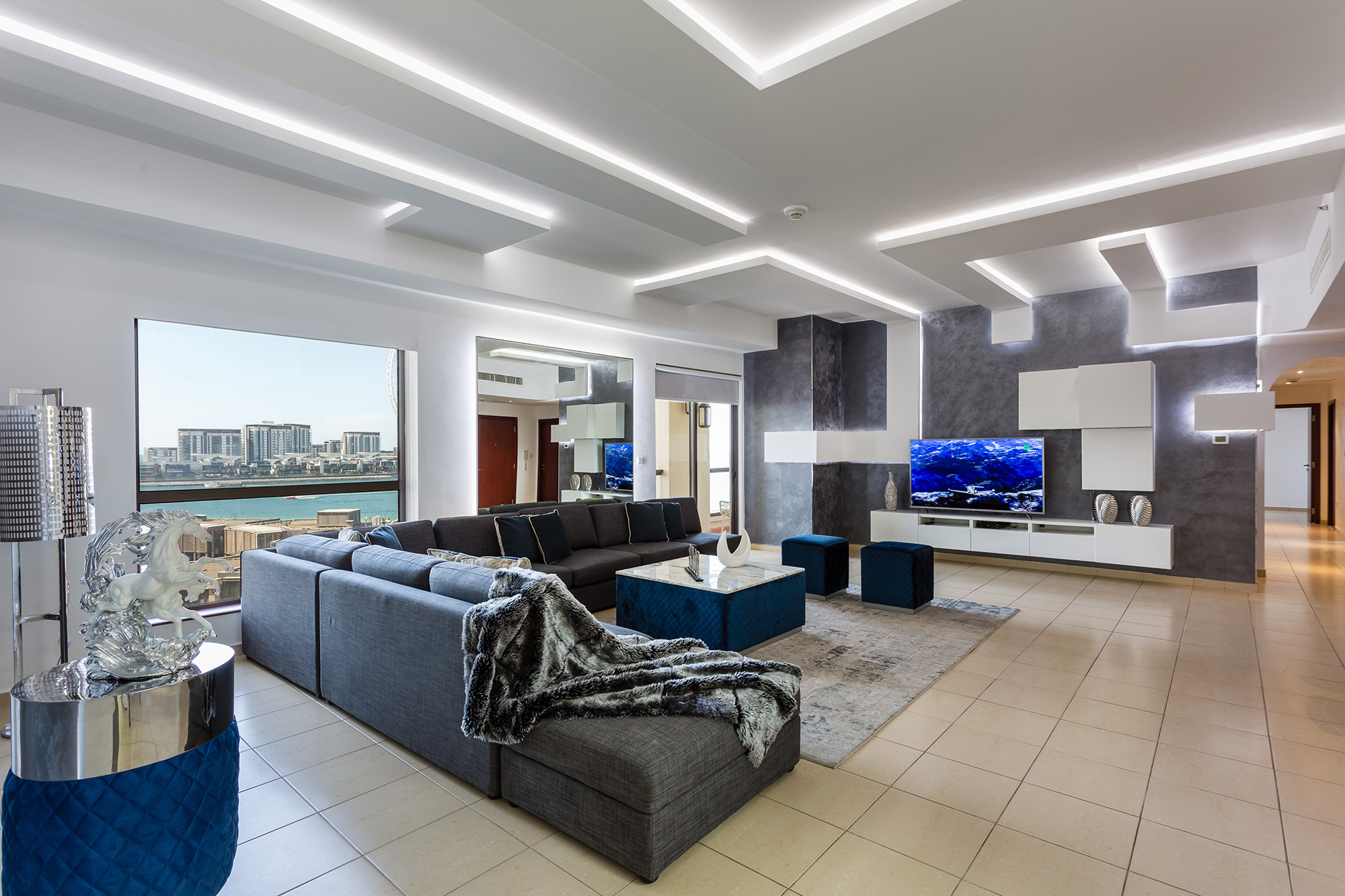 Superb Living on JBR Walk 5 BR with Full Sea View